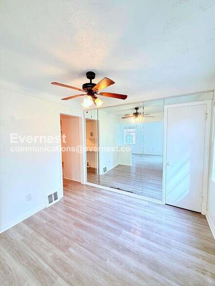 Building Photo - 20527 Rosemont Ave