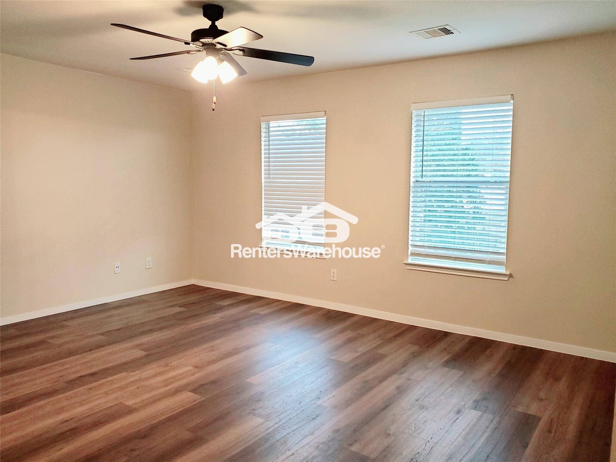 Building Photo - 14238 Englewood Park Ln