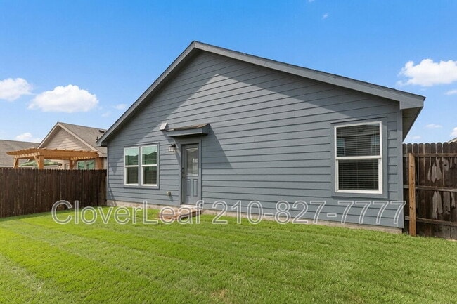 Building Photo - 2815 Rosefinch