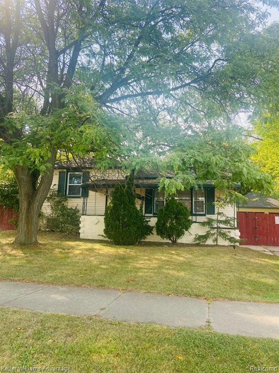 17351 Beech Daly 17351 Beech Daly Redford Charter Township MI 48240