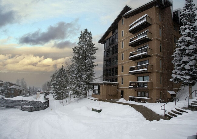 Building Photo - 2255 Mount Werner Rd