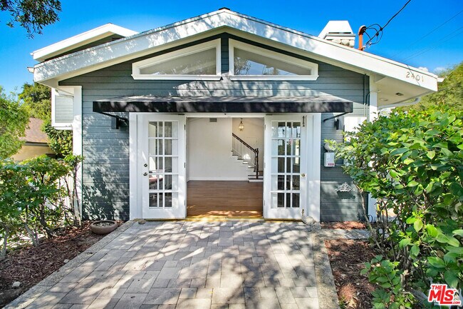 Building Photo - 2401 Olive Ave