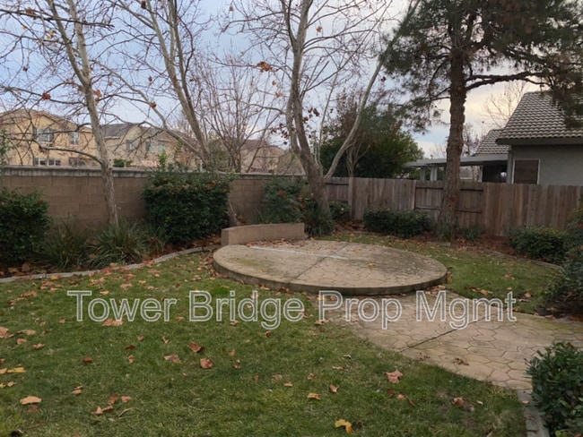 Building Photo - 10949 Bellone Way
