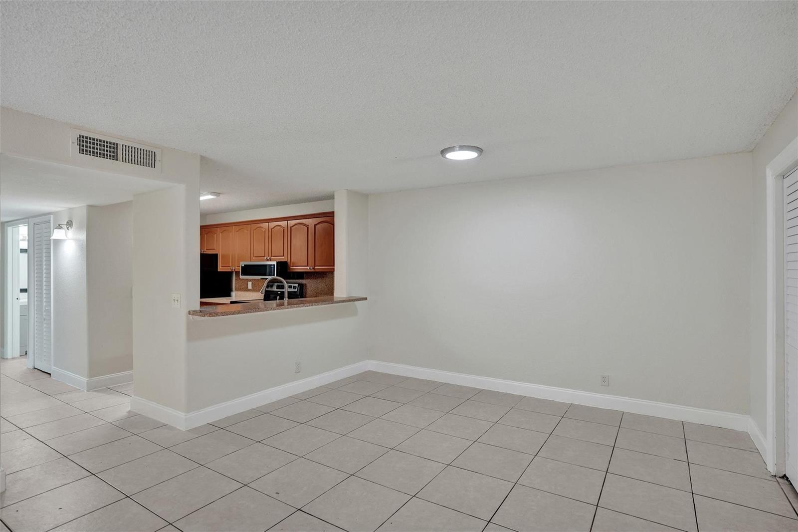 Building Photo - 10773 Cleary Blvd