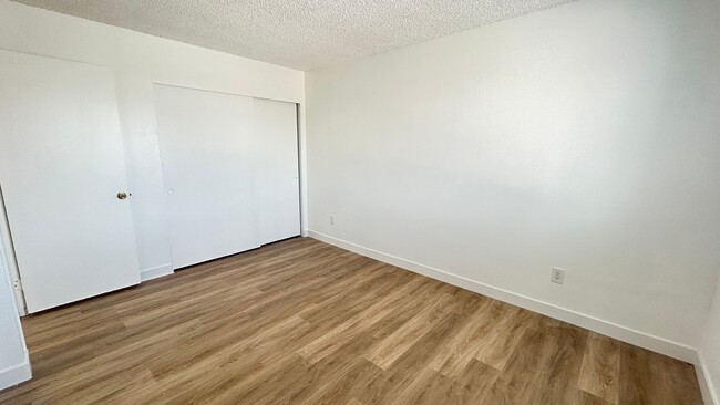 Building Photo - 2Bd Apartment Available For Rent