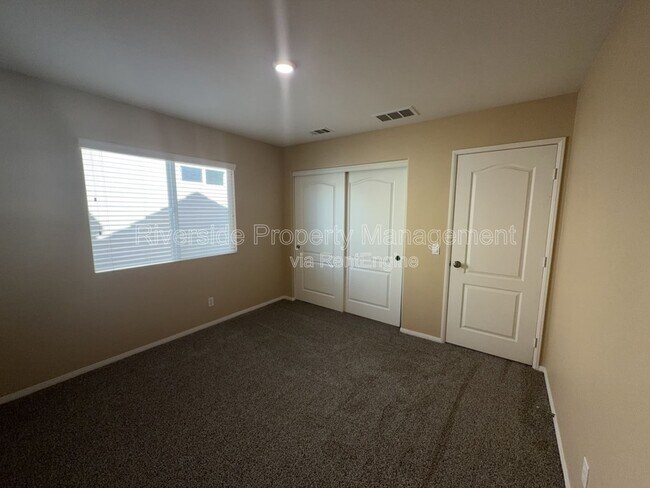 Building Photo - 3882 Strand Way