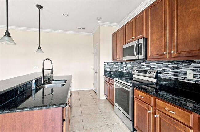 Building Photo - 5108 Butterfly Shell Dr