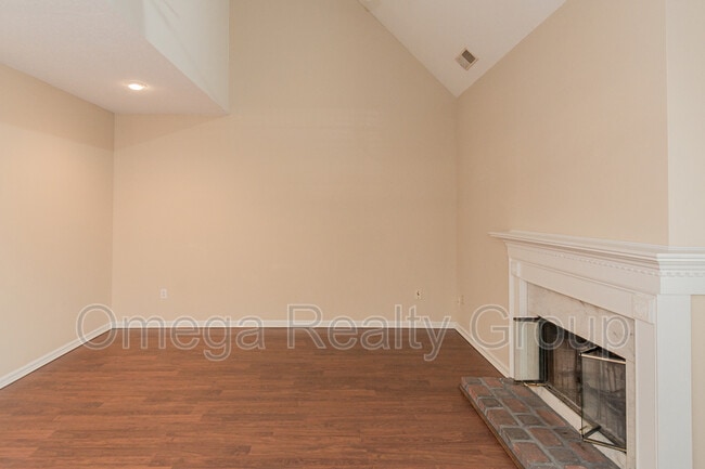 Building Photo - 1434 Amberley Woods Cv