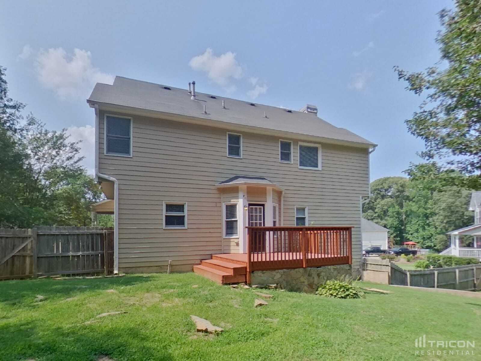 Building Photo - 194 Bomar Ln