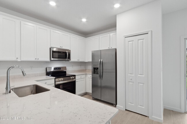 Building Photo - 3979 Ornamental Ln