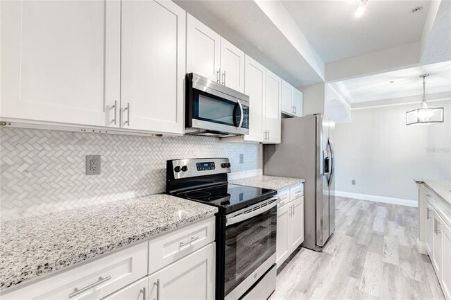 Building Photo - 12012 Villanova Dr