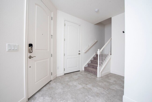 Building Photo - Two story Townhouse 2-bedroom, 2.5 bath in Eagle Creek of Lake Nona