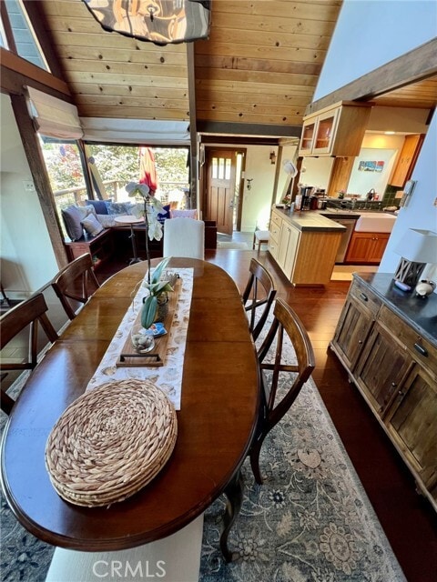 Building Photo - 610 Ardath Dr