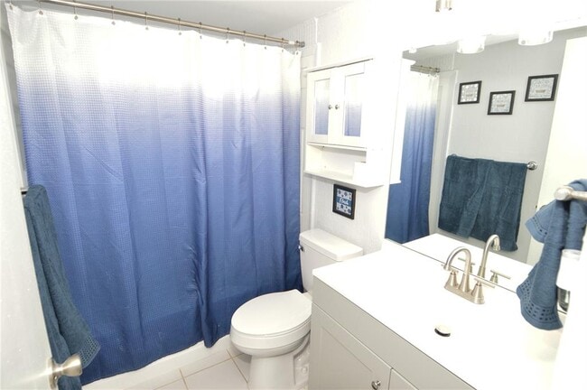 Building Photo - 12760 Indian Rocks Rd