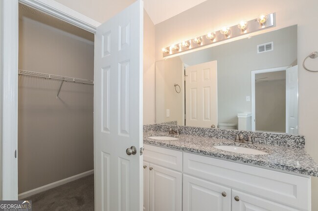 Building Photo - 5508 Shirewick Ln