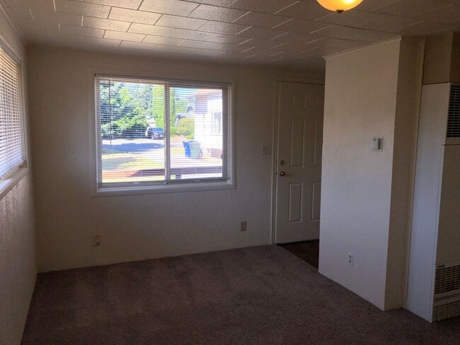 Building Photo - 2Bd/1Ba Renton House