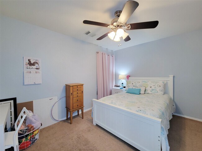 Building Photo - 18235 Valebluff Ln