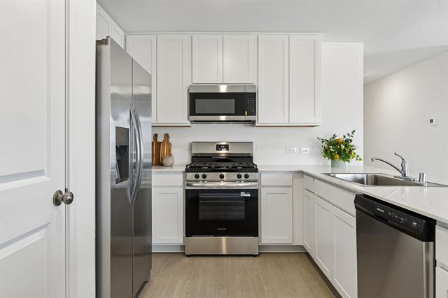 Building Photo - 1380 Blazin Bronco Trl