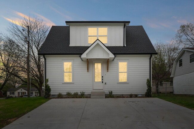 Building Photo - Brand New Build 3 Bedroom Home