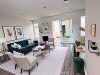 Building Photo - 13 Snapdragon