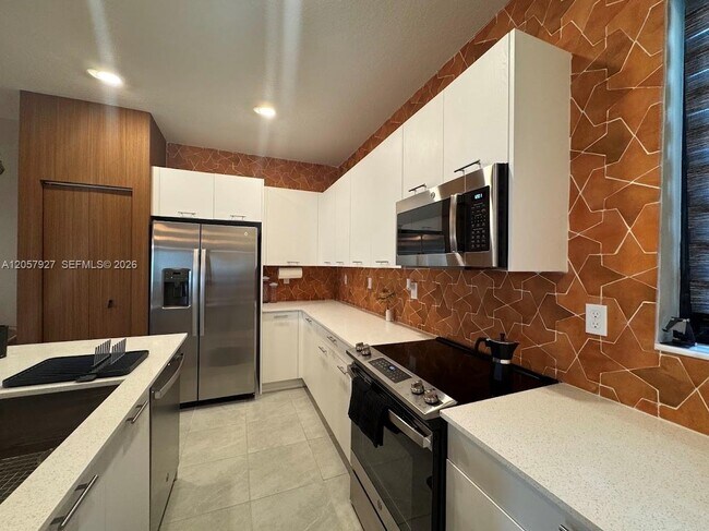 Building Photo - 8316 NW 43rd St
