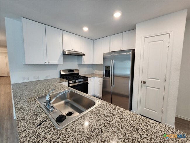 Building Photo - 434 Fairy Duster Dr