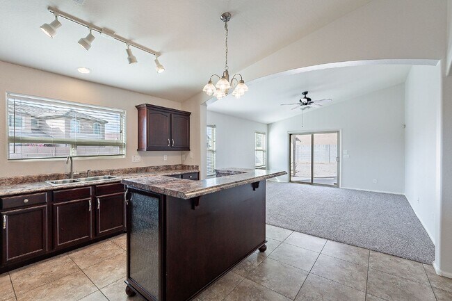Building Photo - 5054 S 235th Dr