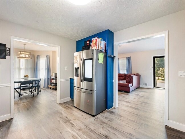 Building Photo - 443 Rhett Dr