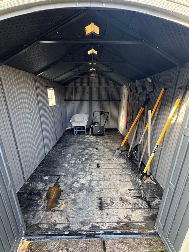 Building Photo - Spacious 4 Bedroom Home in SW Corvallis – $2,995/month