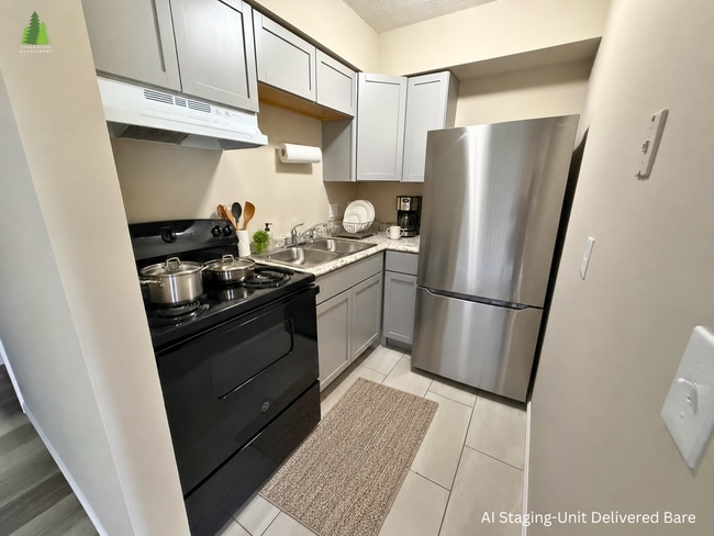 Building Photo - Comfortable 1 Bedroom Apartment unit in Anderson Avenue Akron
