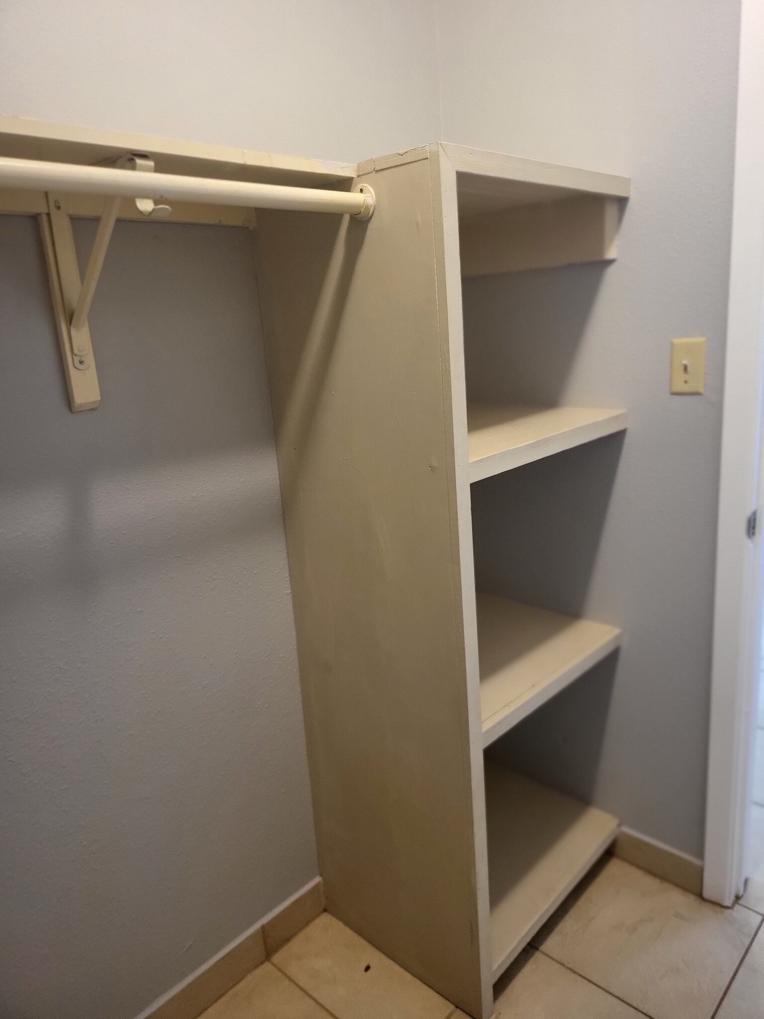 Building Photo - 312 Gastel Cir