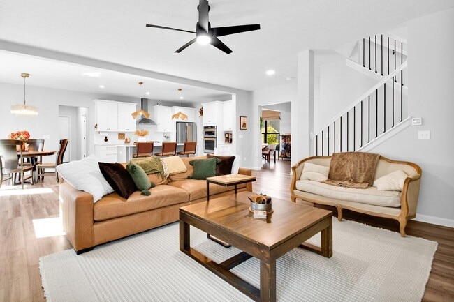 Building Photo - 354 Passina Rd