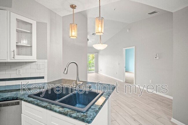 Building Photo - 12505 McGregor Blvd