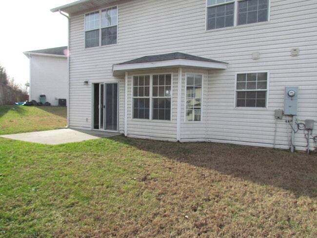 Building Photo - AVAILABLE SEPTEMBER 08,2025!!
