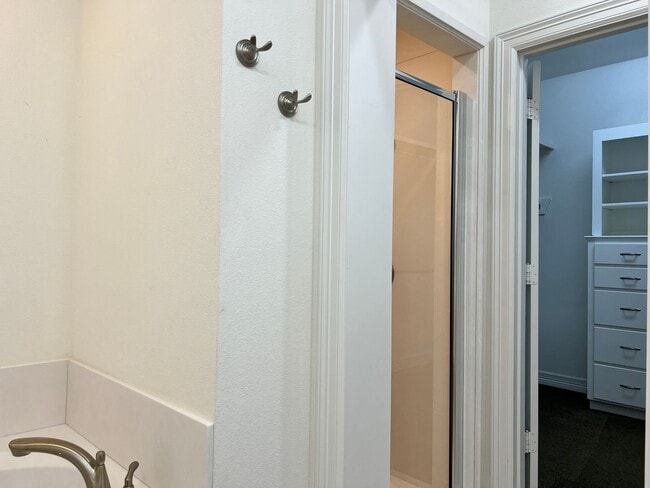 Building Photo - 2976 Elkton Trail