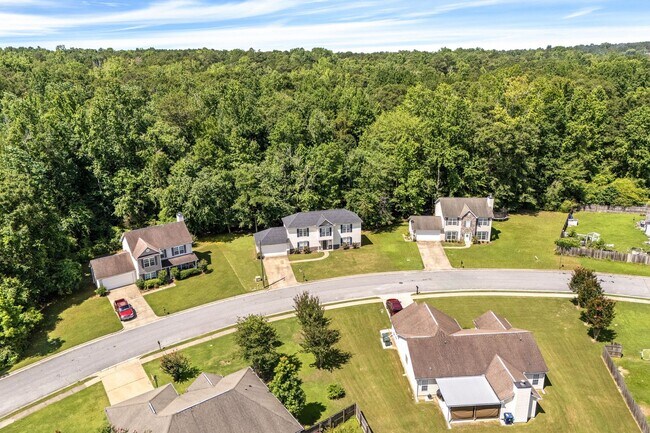 Building Photo - 4264 Live Oak Dr
