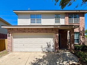Building Photo - Spacious 3 bedroom home!