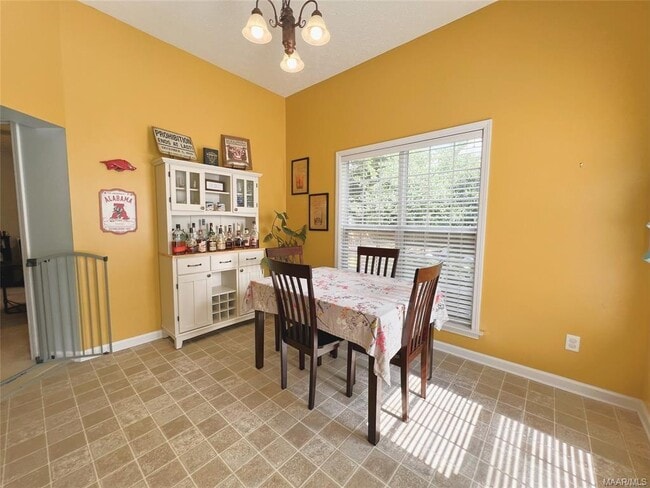 Building Photo - 1972 Chancellor Ridge Rd