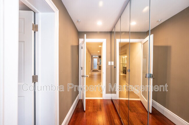 Building Photo - 1219 Q St NW