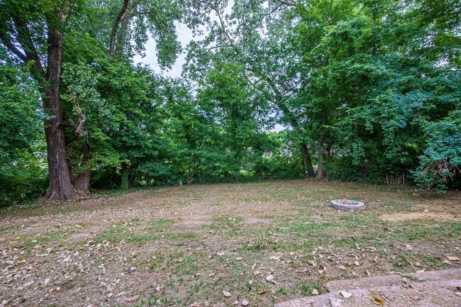 Building Photo - 4BR/1.5BA split-level in Grandview Heights