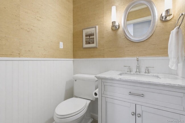 Building Photo - 1 Canal Way