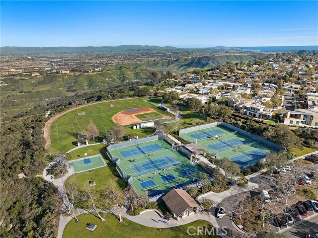 Building Photo - 3253 Alta Laguna Blvd