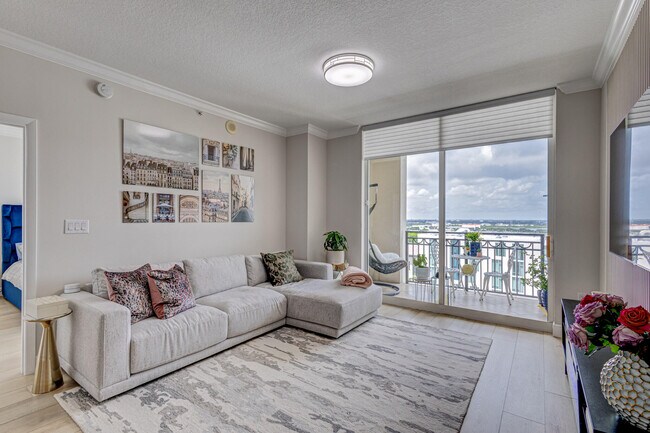 Building Photo - 550 Okeechobee Blvd