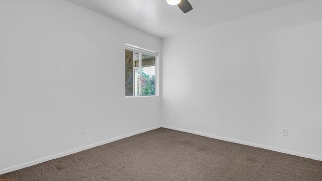 Building Photo - 53635 Avenida Bermudas