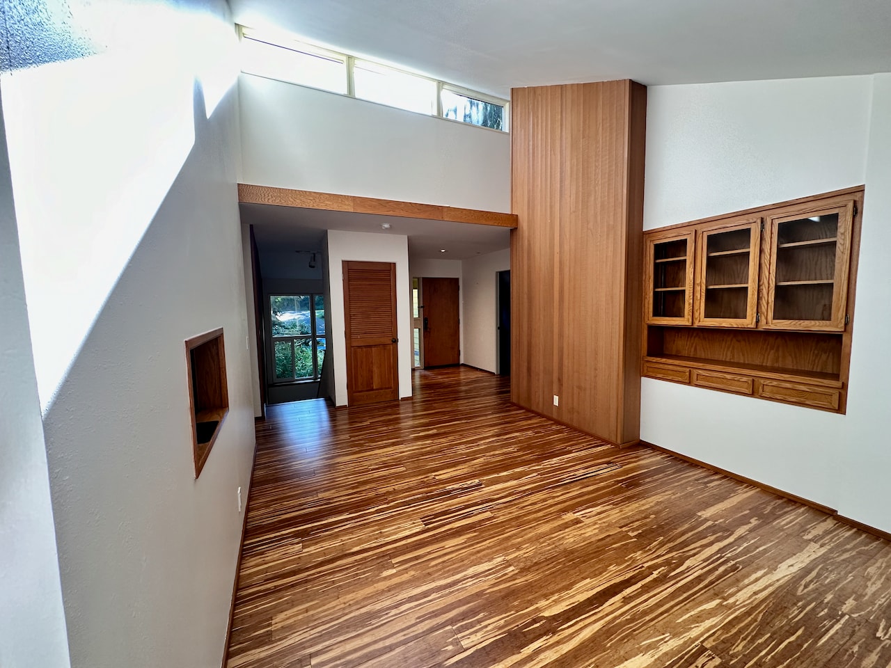 upstairs dining room 1 - 1647 Jeannette Plz NW