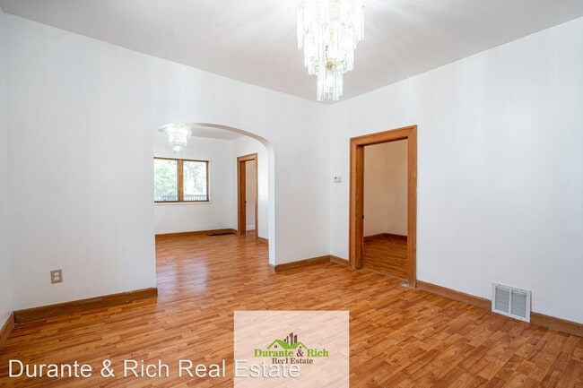 Building Photo - 2 br, 1 bath House - 1819 Marquette Street