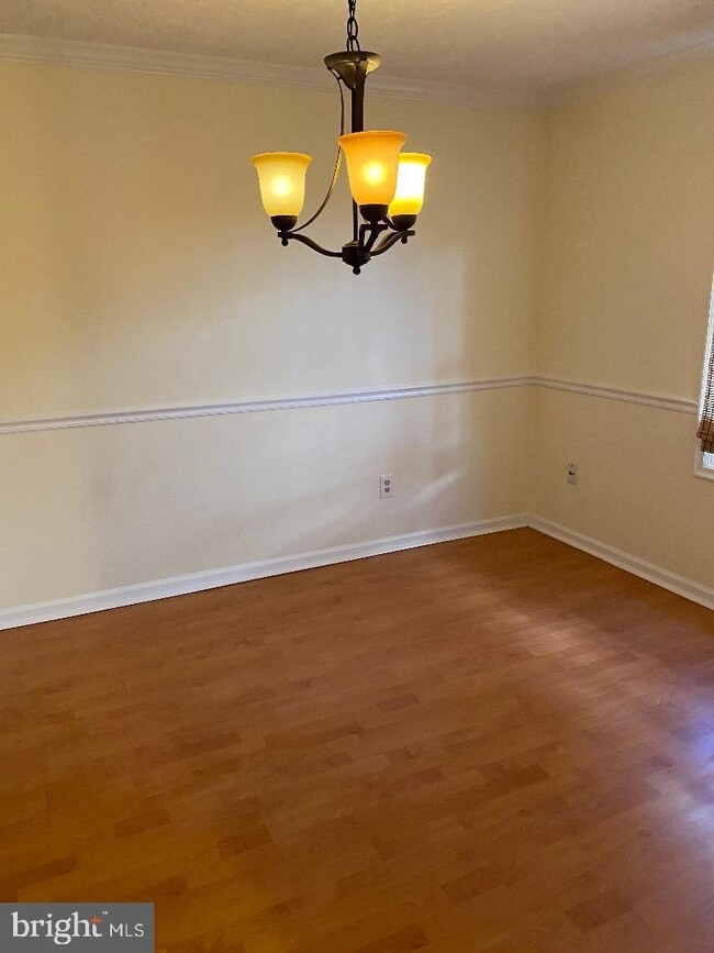 Primary Photo - 3670 Woodhaven Ct