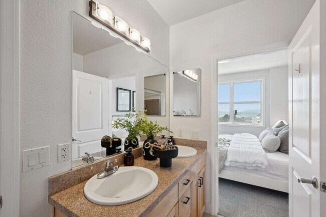 Building Photo - 1535 Brunswig Ln