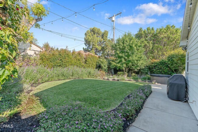 Building Photo - CHARMING 3BR + 2BA HOUSE IN MONROVIA!