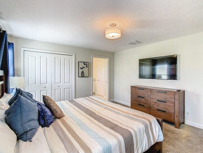 Building Photo - 452 Ocean Course Ave